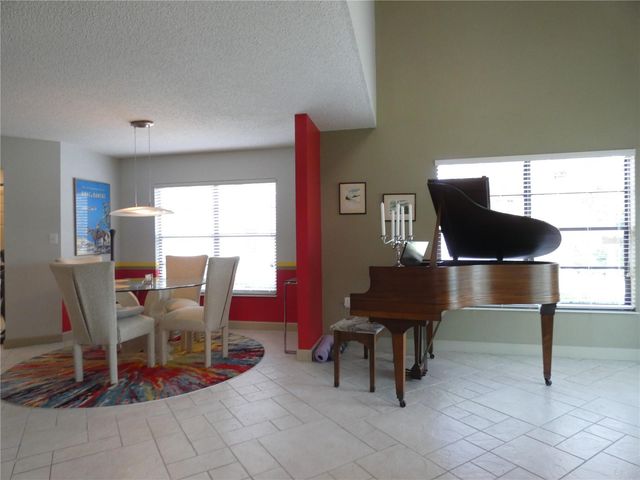 7917 PINEGROVE COURT 1, Sarasota, FL 34238
