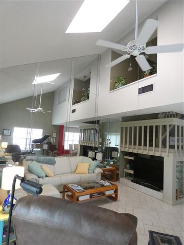 7917 PINEGROVE COURT 1, Sarasota, FL 34238