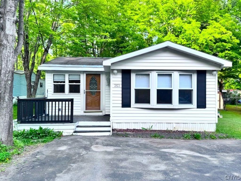 252 Blossom Lane, Schuyler, NY 13502