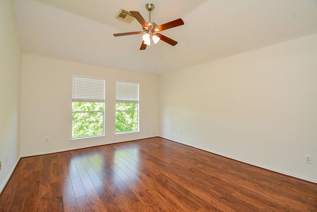 3815 Summerfield Drive, Pearland, TX 77584