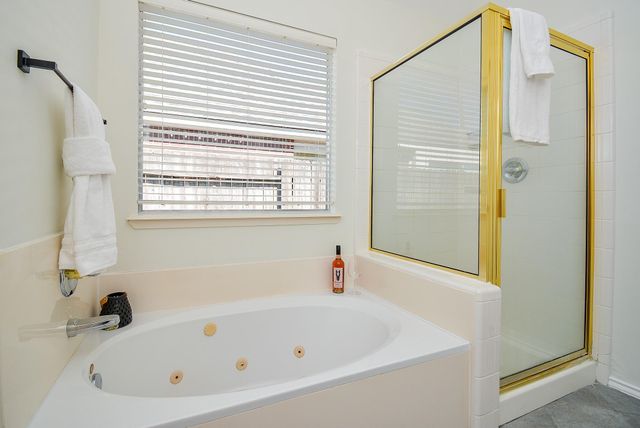 3815 Summerfield Drive, Pearland, TX 77584