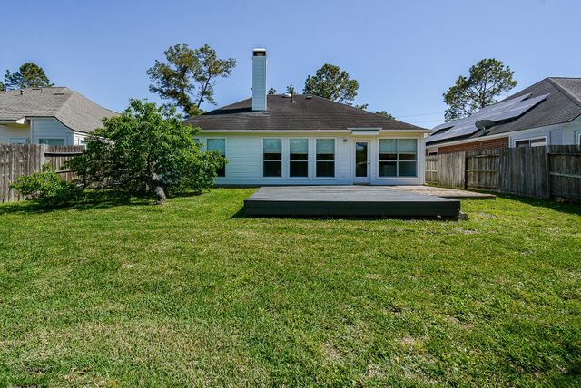 3815 Summerfield Drive, Pearland, TX 77584