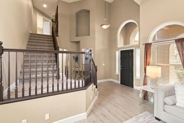 1214 Regina St, Rocklin, CA 95765