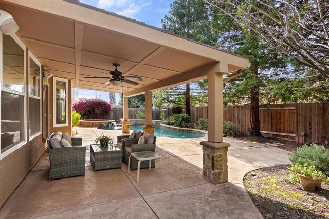 1214 Regina St, Rocklin, CA 95765