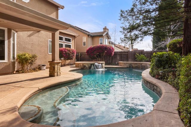 1214 Regina St, Rocklin, CA 95765