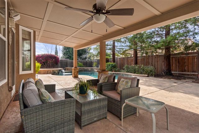 1214 Regina St, Rocklin, CA 95765