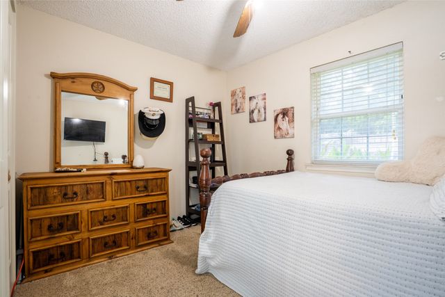 1721 Anaconda Trail, Granbury, TX 76048