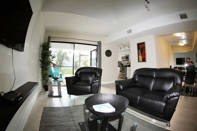 1265 The 12th Fairway, Wellington, FL 33414