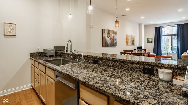 350 N Meridian Street A303, Indianapolis, IN 46204