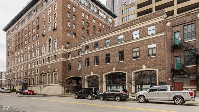 350 N Meridian Street A303, Indianapolis, IN 46204