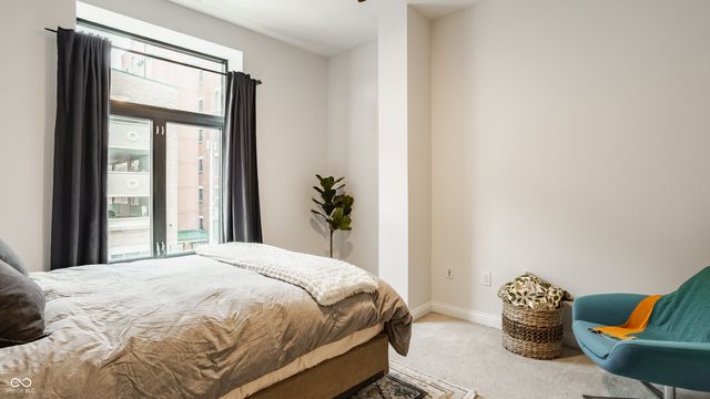 350 N Meridian Street A303, Indianapolis, IN 46204