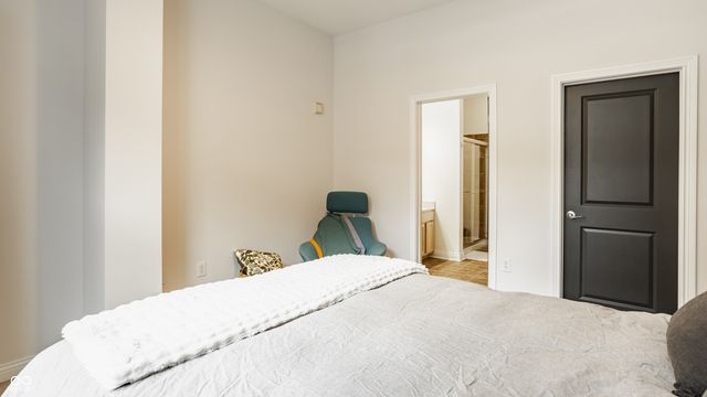 350 N Meridian Street A303, Indianapolis, IN 46204