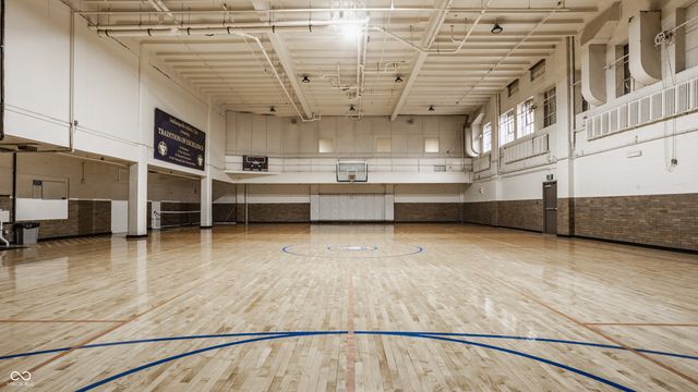 350 N Meridian Street A303, Indianapolis, IN 46204