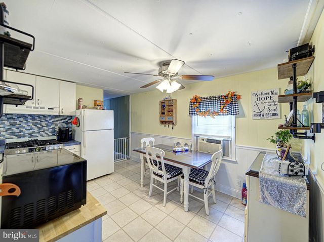 59 BAYSHORE MOBILE MNR, Hazlet, NJ 07730