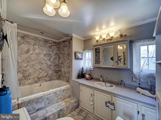 59 BAYSHORE MOBILE MNR, Hazlet, NJ 07730