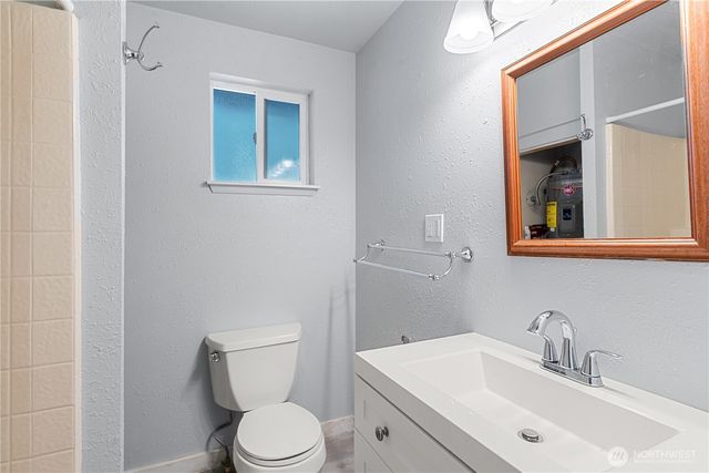 3615 Hunt Street, Gig Harbor, WA 98335