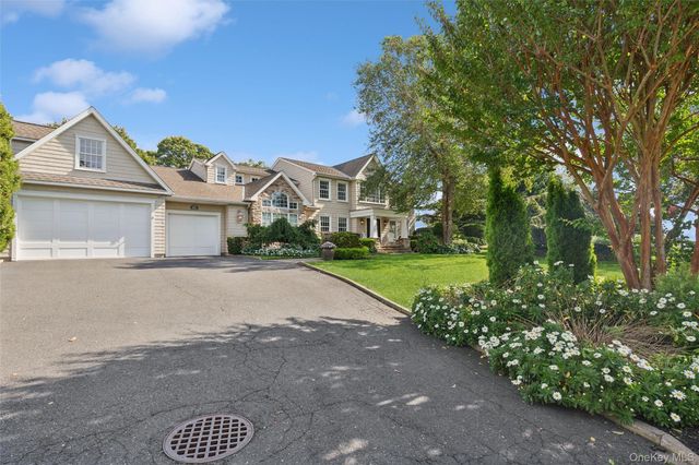 45 Blue Point Avenue, Blue Point, NY 11715