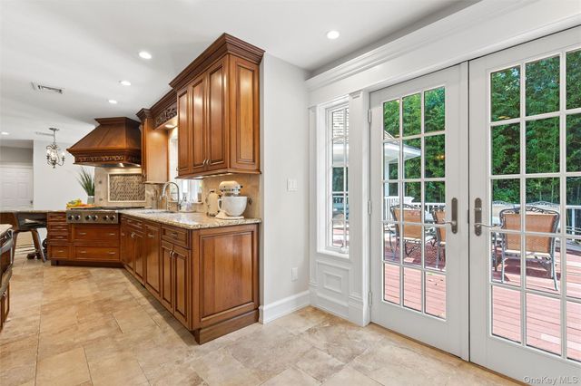 45 Blue Point Avenue, Blue Point, NY 11715