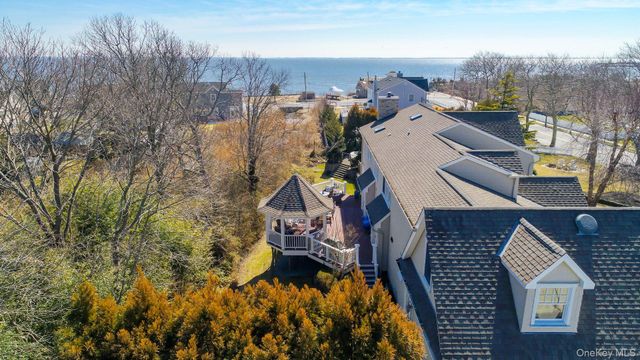 45 Blue Point Avenue, Blue Point, NY 11715