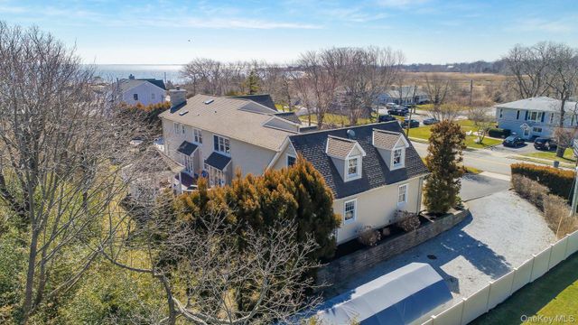 45 Blue Point Avenue, Blue Point, NY 11715