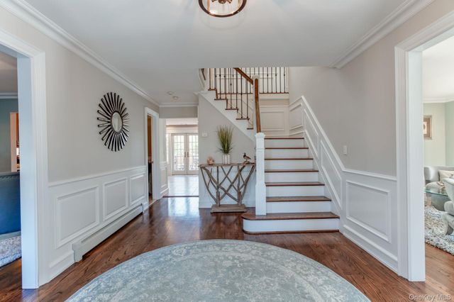 45 Blue Point Avenue, Blue Point, NY 11715