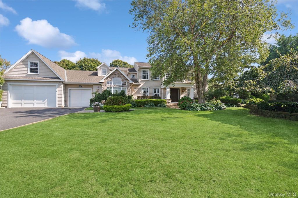 45 Blue Point Avenue, Blue Point, NY 11715