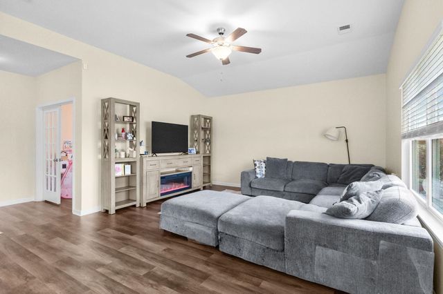 839 St. Albans Loop, Conway, SC 29526