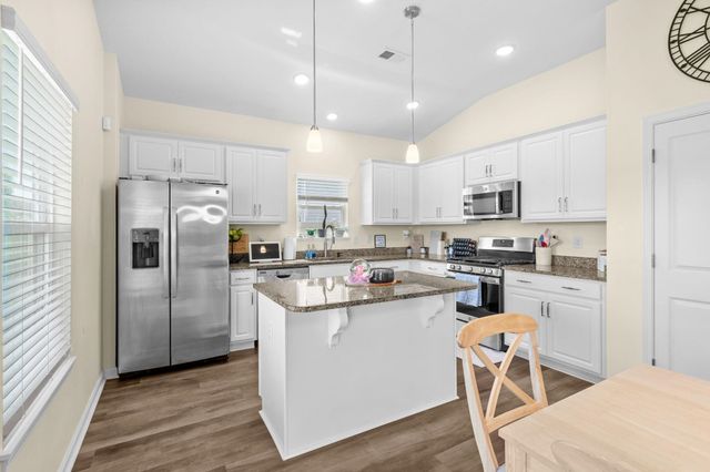 839 St. Albans Loop, Conway, SC 29526