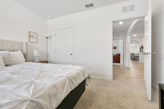 840 Old Country Road SE, Palm Bay, FL 32909