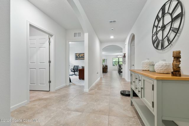 840 Old Country Road SE, Palm Bay, FL 32909