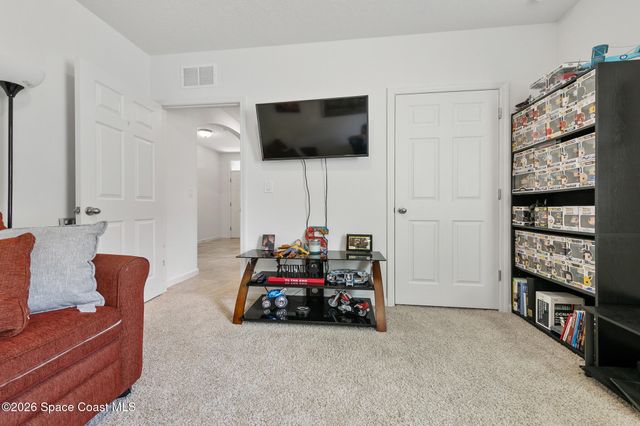 840 Old Country Road SE, Palm Bay, FL 32909