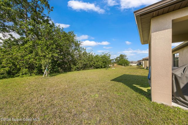 840 Old Country Road SE, Palm Bay, FL 32909