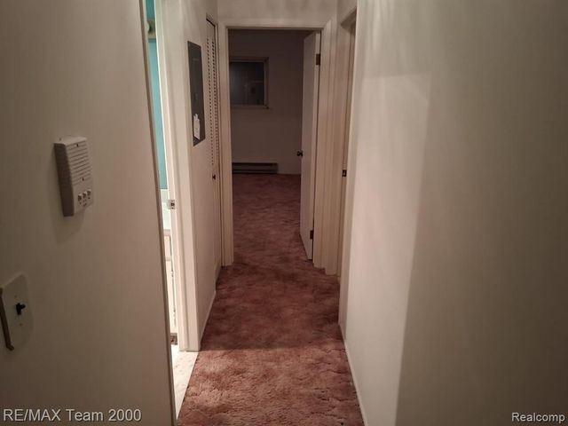 7590 Woodview Drive 1, Westland, MI 48185