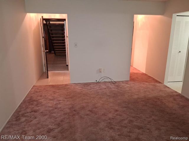 7590 Woodview Drive 1, Westland, MI 48185