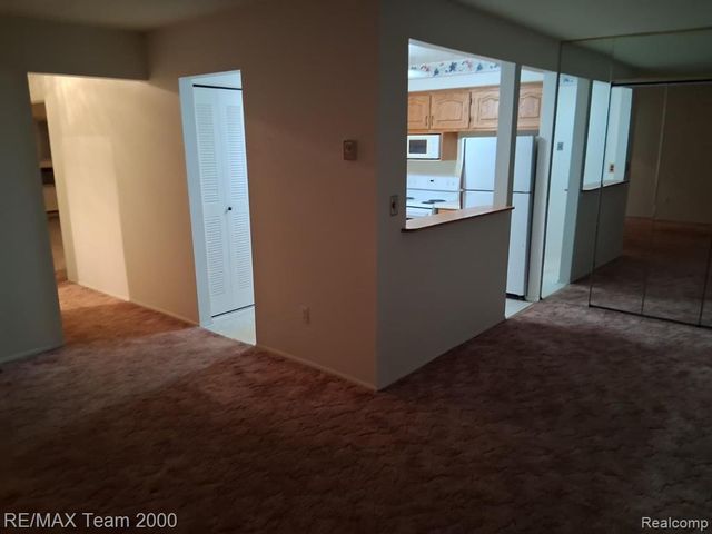 7590 Woodview Drive 1, Westland, MI 48185