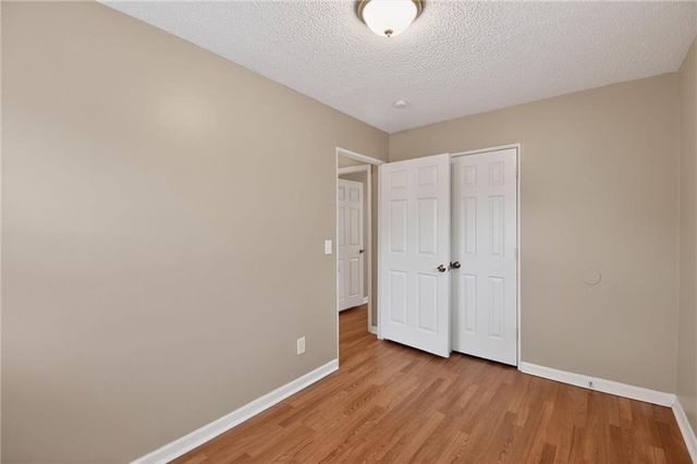 1720 S Hardy Avenue, Independence, MO 64057