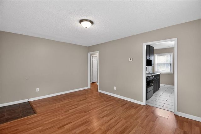 1720 S Hardy Avenue, Independence, MO 64057