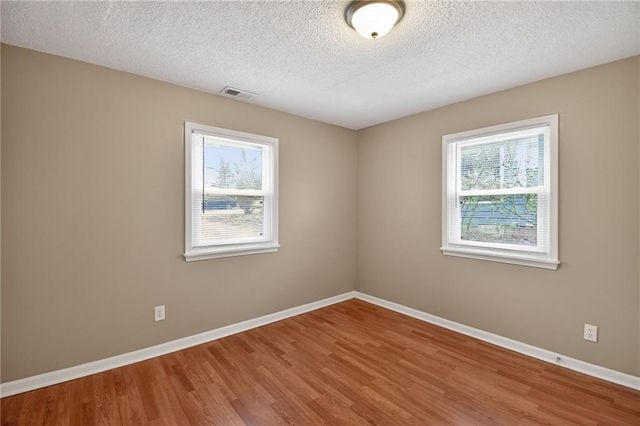 1720 S Hardy Avenue, Independence, MO 64057