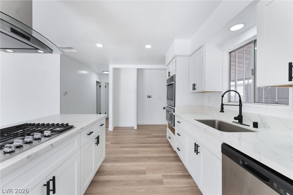 4980 Ridge Drive, Las Vegas, NV 89103