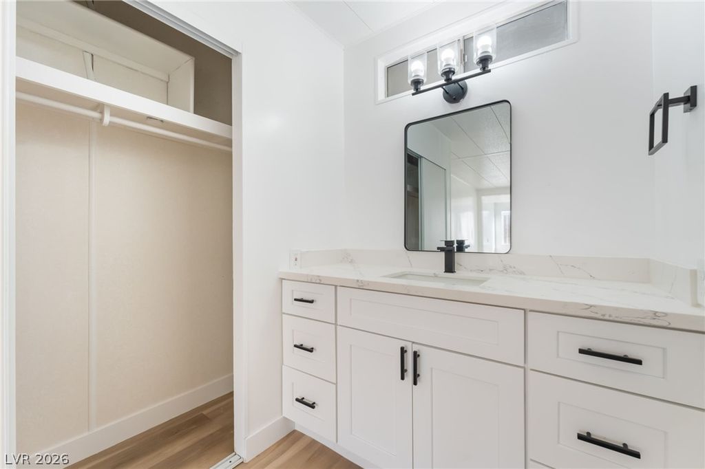 Image 21 of property listing at 4980 Ridge Drive, Las Vegas, NV 89103