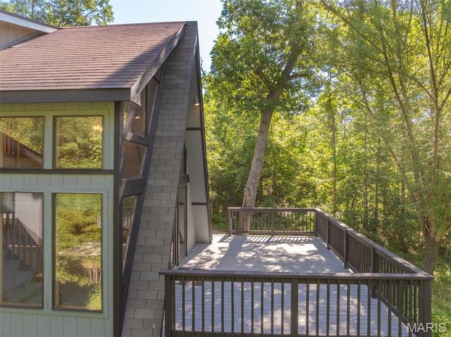 2352 Trautwein Drive, Innsbrook, MO 63390