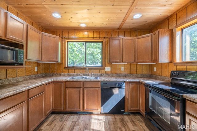 2352 Trautwein Drive, Innsbrook, MO 63390