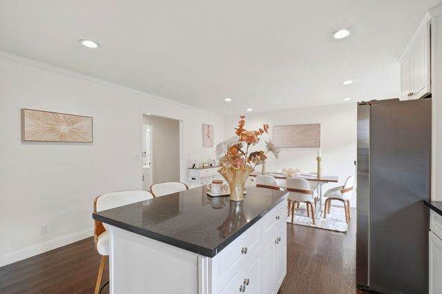 3247 Revere Ave, Oakland, CA 94605