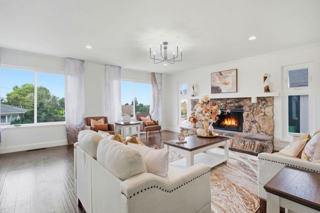 3247 Revere Ave, Oakland, CA 94605