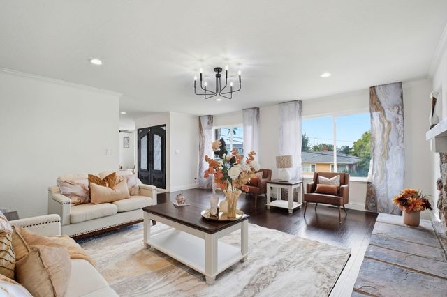 3247 Revere Ave, Oakland, CA 94605