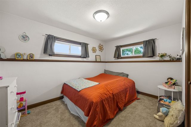 2129 Echo Hill Road, Marion, IA 52302