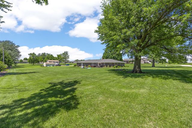 2129 Echo Hill Road, Marion, IA 52302