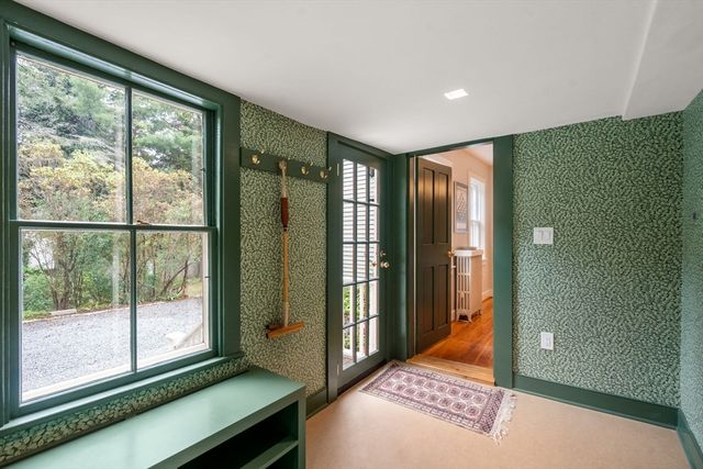 25 Farm Road, Sherborn, MA 01770