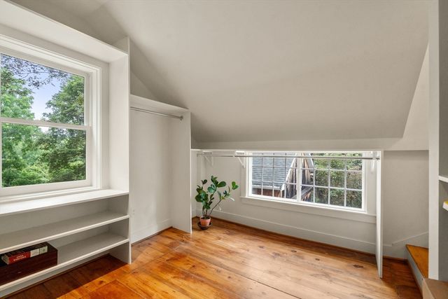 25 Farm Road, Sherborn, MA 01770