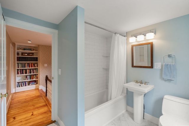 25 Farm Road, Sherborn, MA 01770